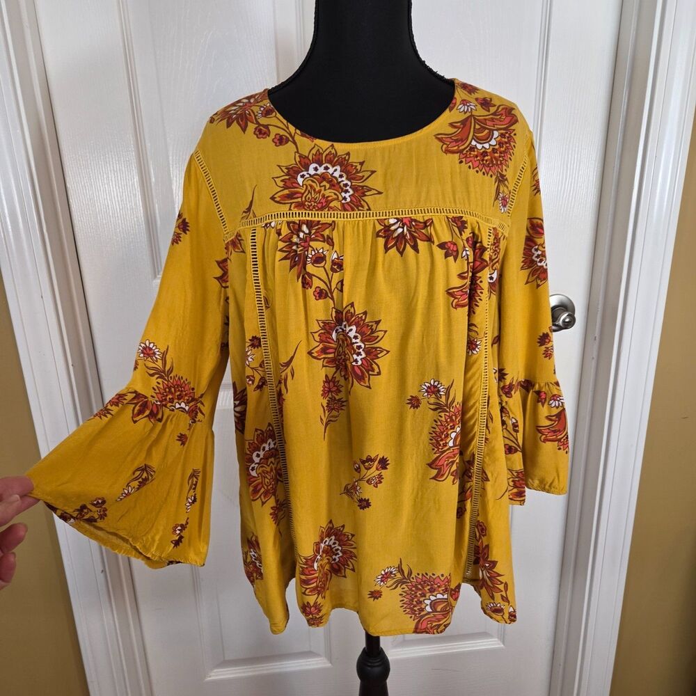 Old Navy Womens LARGE Babydoll Bell Sleeve Yellow Orange Floral Boho Top